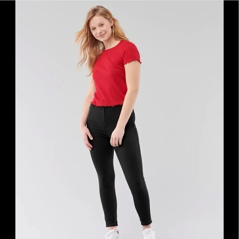 Hollister Curvy Ultra High Rise Jean Legging, black, size 11R